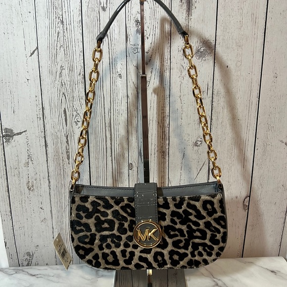 NWT Michael Kors Carmen Small Pouchette - Picture 1 of 5